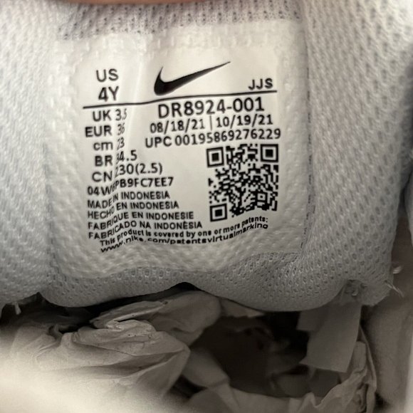 Nike Air Max 90 Size 4Y / Women Size 5.5 Grey Gradient Cassette DR8924-001 Shoes - Picture 8 of 8